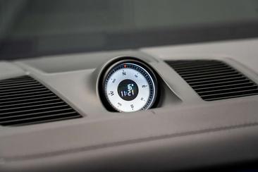 Porsche Cayenne III E-Hybrid 2023 — photo 44