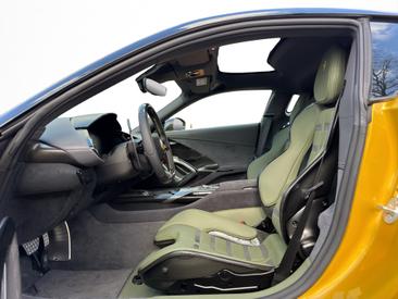 Ferrari 12 Cilindri 2025 Jaune — photo 10