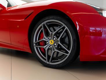 Ferrari California T 2016 Rouge — photo 19