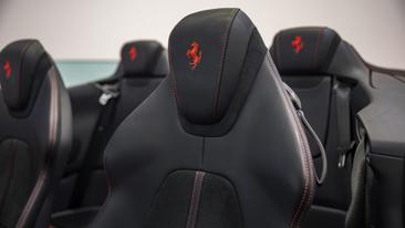 Ferrari Roma Spider 2024 Noir — photo 23