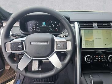 Land Rover Discovery D250 2026 Bronze — photo 11