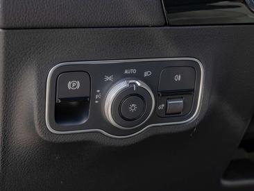 Mercedes GLA 250e 2026 Gris — photo 12