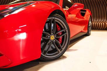 Ferrari 488 GTB 2016 Or — photo 40