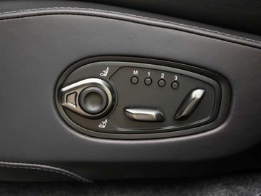 Aston Martin DBX 707 2026 Argent — photo 21
