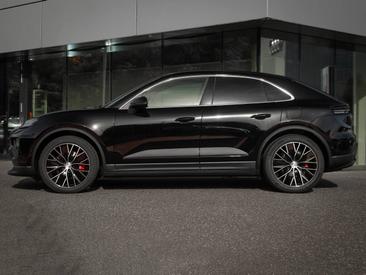 Porsche Macan 4S Electric 2026 Noir — photo 2
