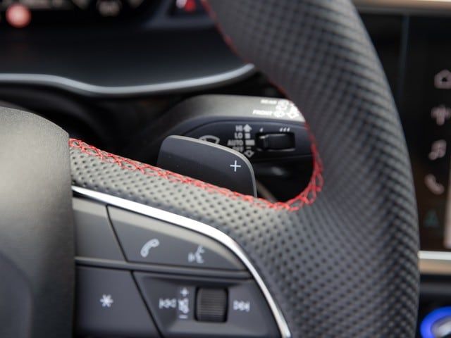 Audi Q3 S Line 35 TFSI S Tronic - 2025 - Joinsteer - #18
