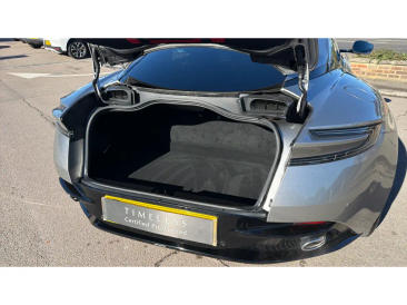 Aston Martin DB12 V8 2025 Argent — photo 24