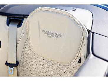 Aston Martin DB12 V8 2024 Noir — photo 30