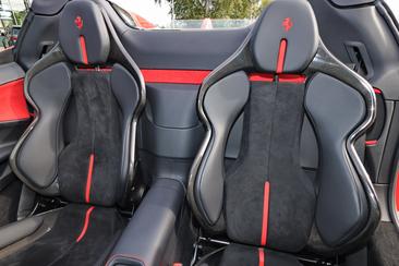 Ferrari SF90 Spider 2023 Rouge — photo 6