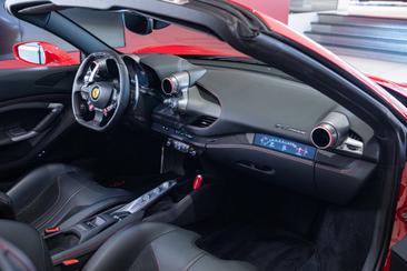 Ferrari F8 Spider 2022 Rouge — photo 15