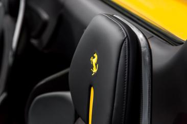 Ferrari 296 GTS 2024 Jaune — photo 36