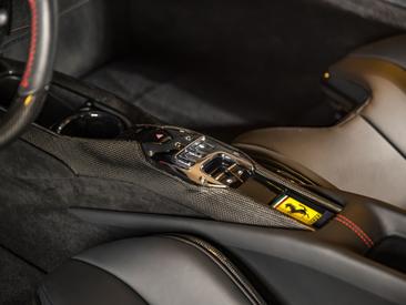 Ferrari 296 GTB 2024 Rouge — photo 21