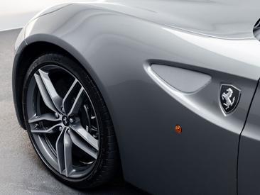 Ferrari FF 2014 Gris — photo 31