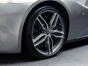 Ferrari FF 2014 Gris — photo 39