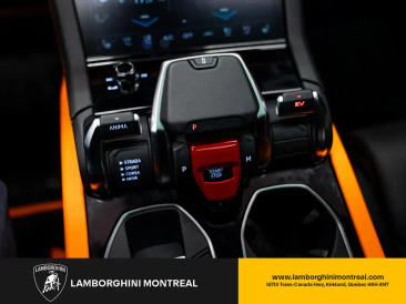 Lamborghini Urus SE 2026 Orange — photo 16