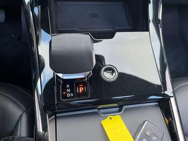 Land Rover Range Rover Sport P460e 2024 Rouge — photo 15