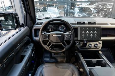 Land Rover Defender 110 P300e 2026 Gris — photo 7