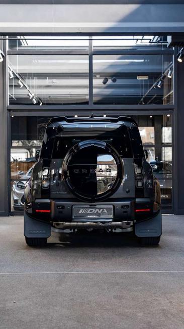 Land Rover Defender 110 P300e 2026 Gris — photo 30