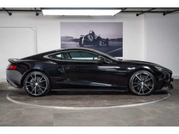 Aston Martin Vanquish V12 2012 Noir — photo 17