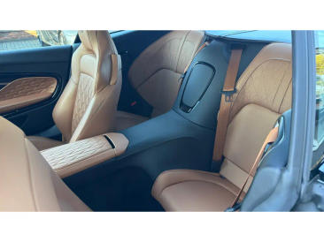 Aston Martin DB12 V8 2026 Vert — photo 32