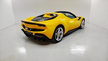 Ferrari 296 GTS 2025 Jaune — photo 3