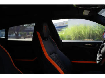 Lamborghini Urus SE 2026 Orange — photo 22