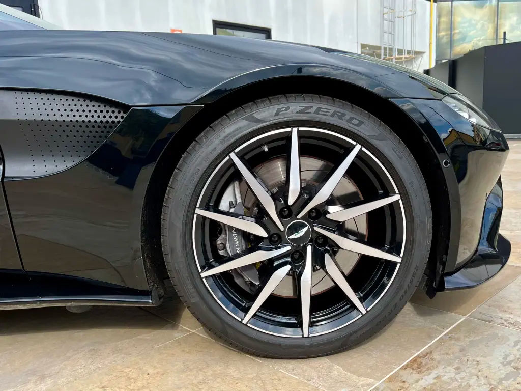 Aston Martin Vantage (2017-23) Vantage Coupe 4.0 - 2019 - Joinsteer - #4