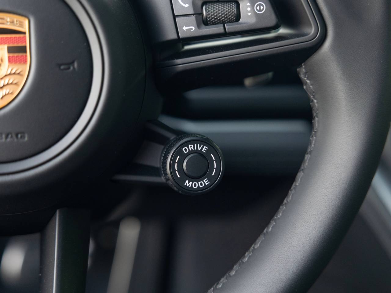 Porsche Panamera III 4 E-Hybrid - 2025 - Joinsteer - #31