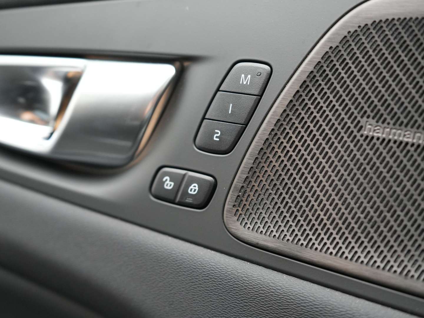 Volvo XC60 T6 Recharge Plus - 2023 - Joinsteer - #9