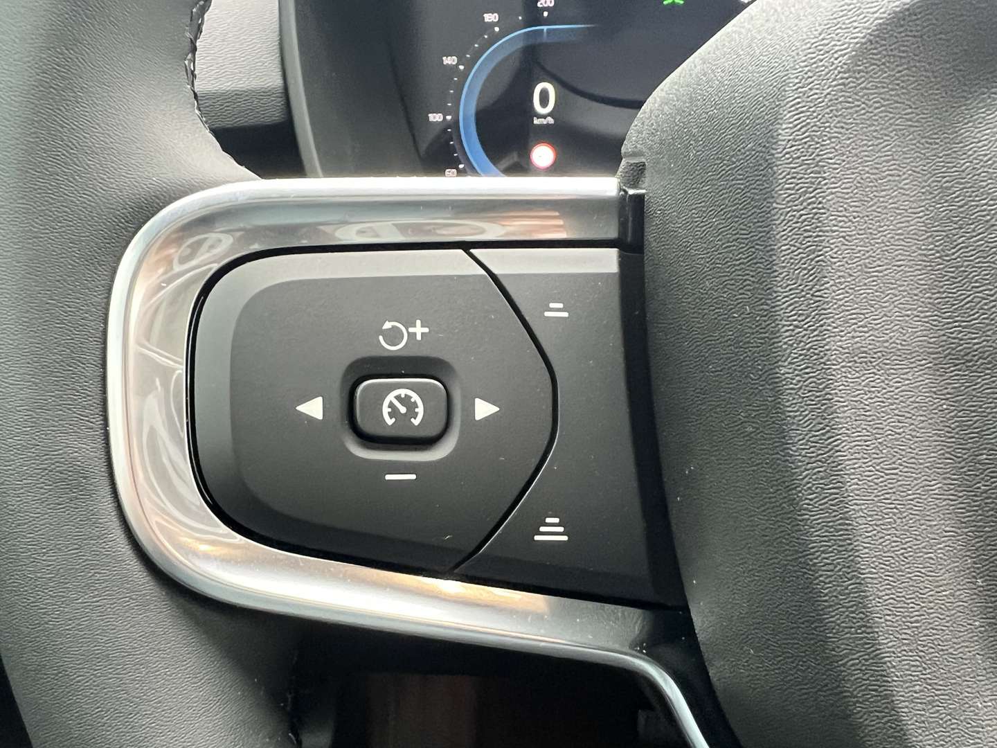 Volvo C40 Recharge PLUS - 2024 - Joinsteer - #10