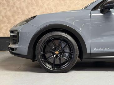 Porsche Cayenne III Turbo GT Coupé — photo 5