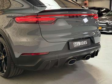 Porsche Cayenne III Turbo GT Coupé — photo 9