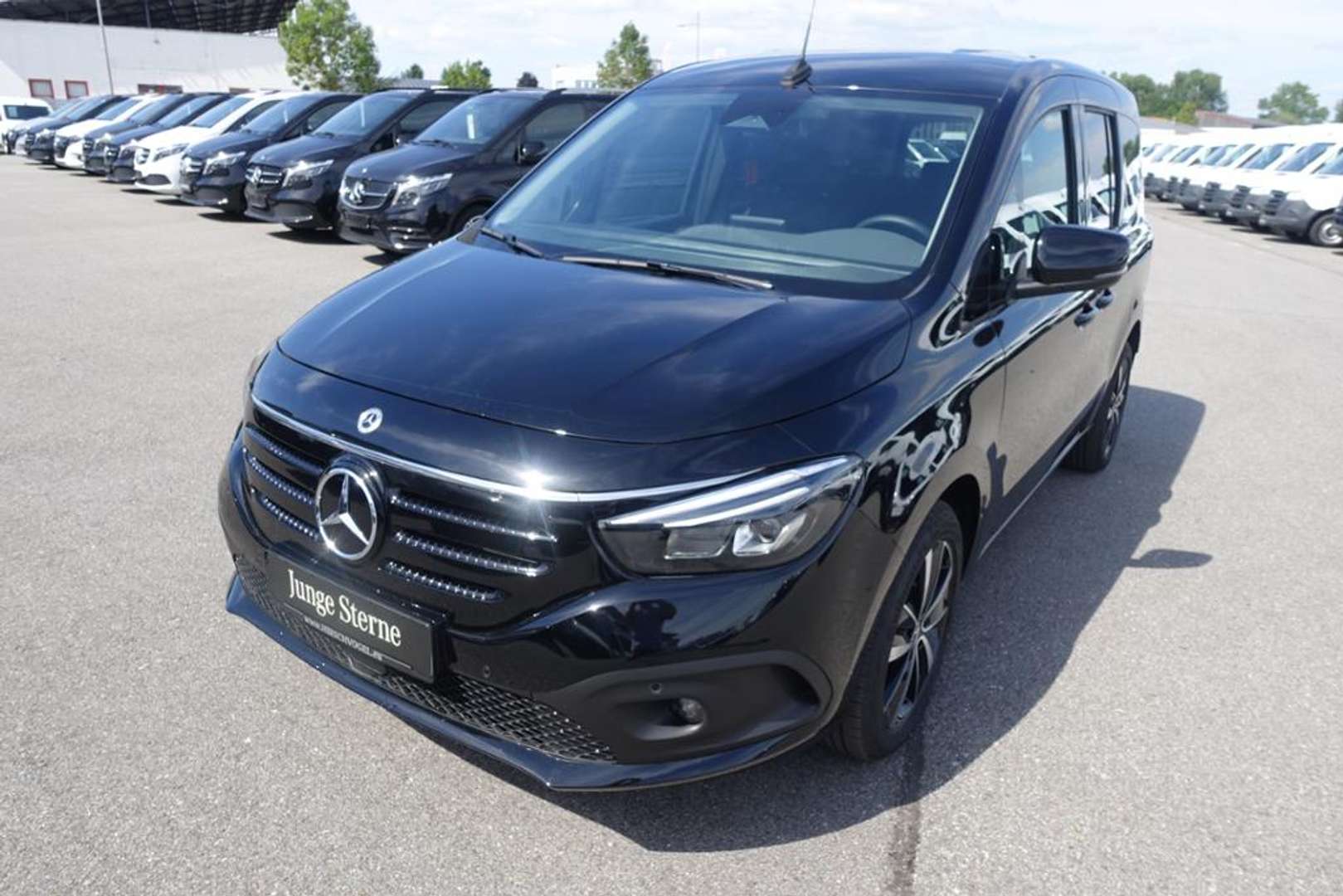 Mercedes EQT 200 Progressive - 2023 - Joinsteer - #1