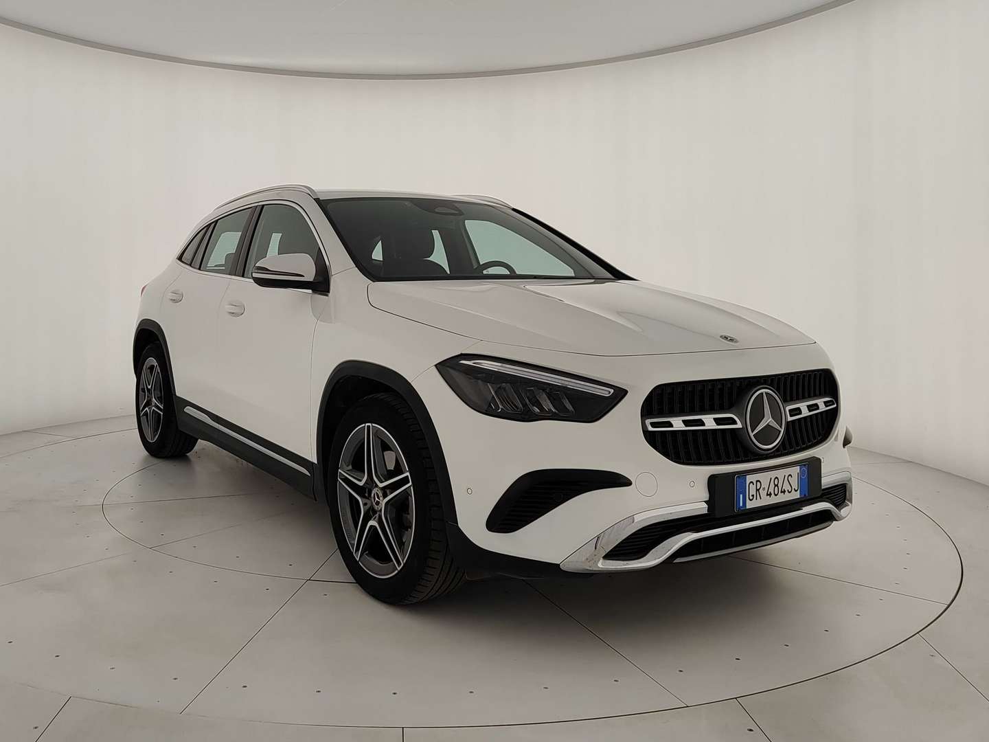 Mercedes GLA 180 Progressive - 2023 - Joinsteer - #1