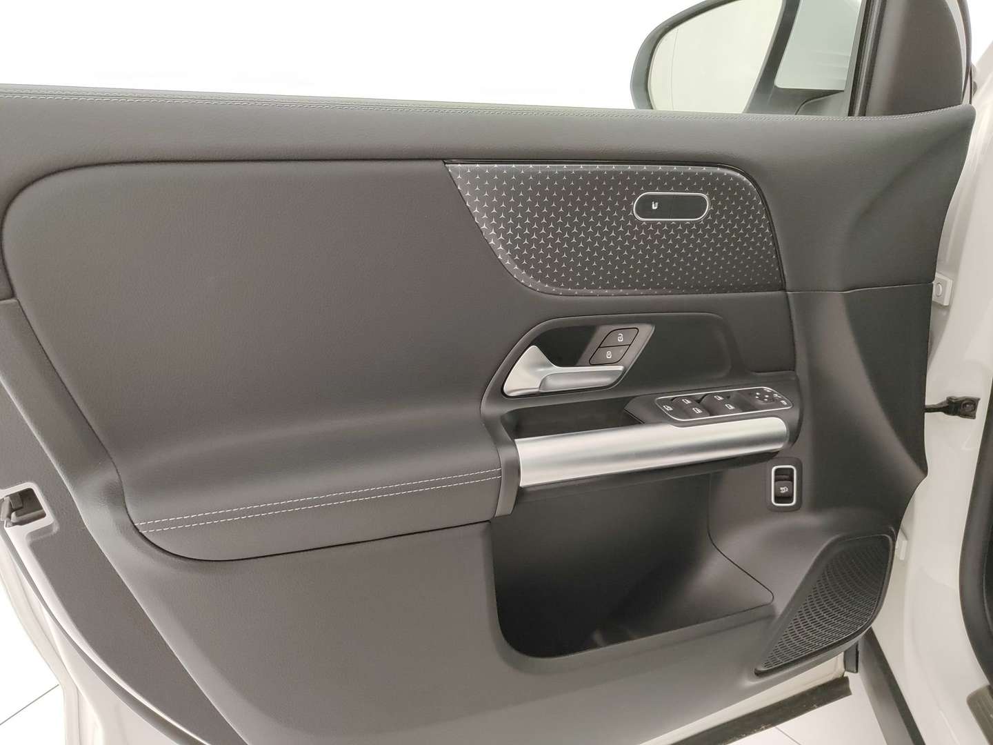 Mercedes GLA 180 Progressive - 2023 - Joinsteer - #8