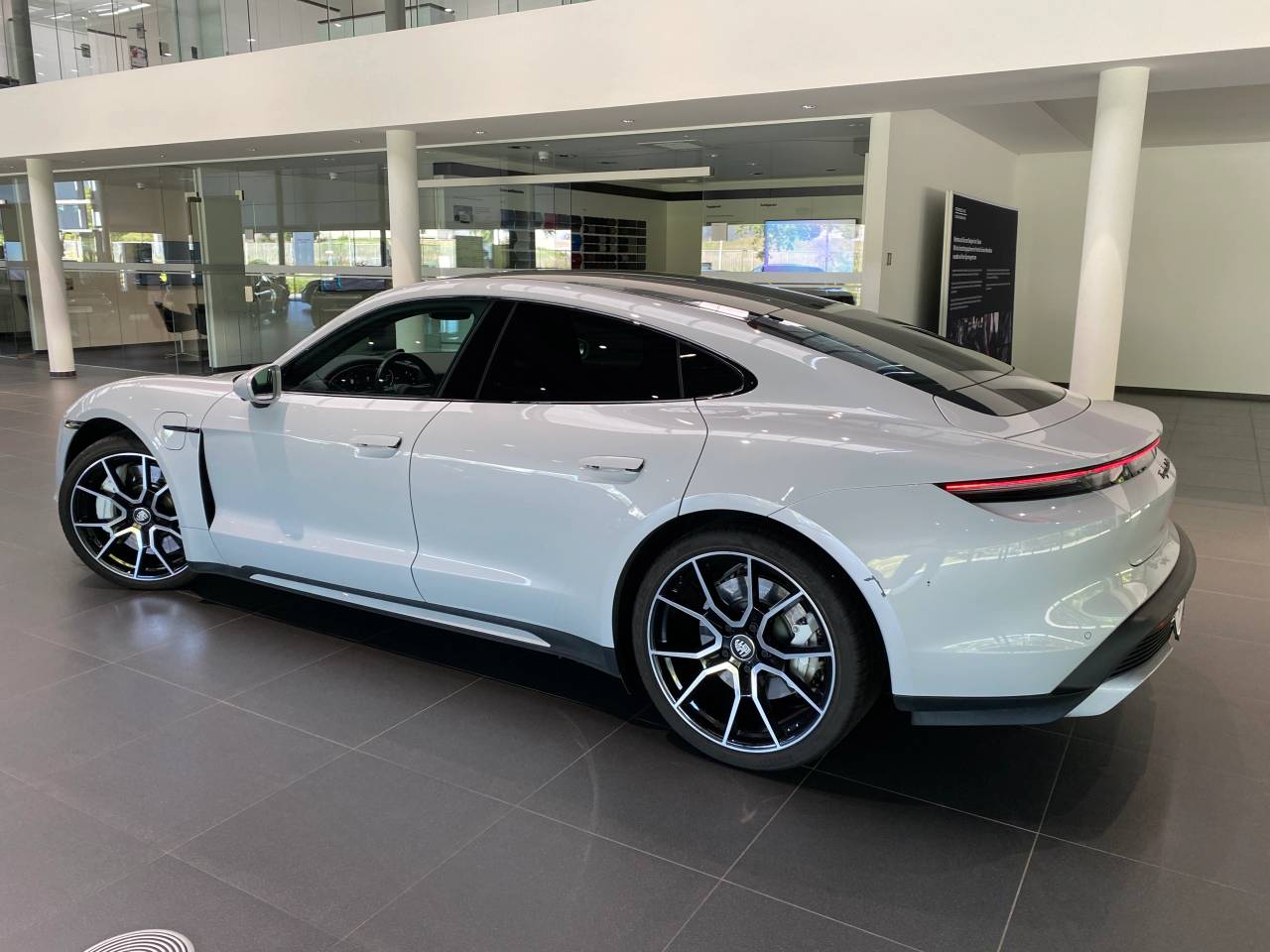 Porsche Taycan Turbo - 2023 - Joinsteer - #3