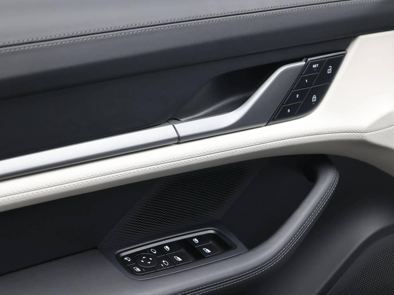 Porsche Taycan ph2 Sport Turismo - 2025 - Joinsteer - #18