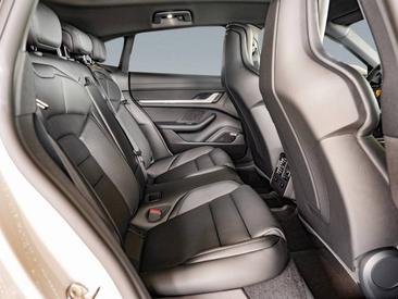 Porsche Taycan ph2 4S Sport Turismo — photo 12