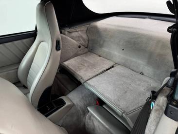 Porsche 964 Carrera 2 Cabriolet — photo 36