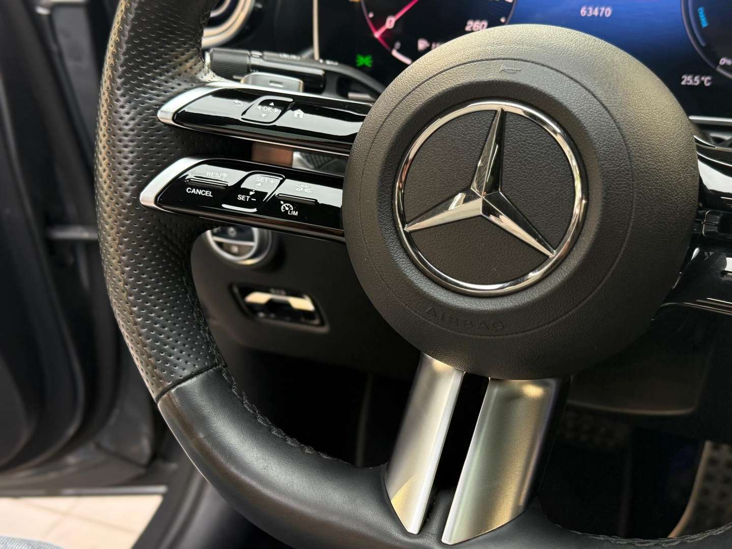Mercedes Classe C 300 AMG-Line - 2023 - Joinsteer - #13