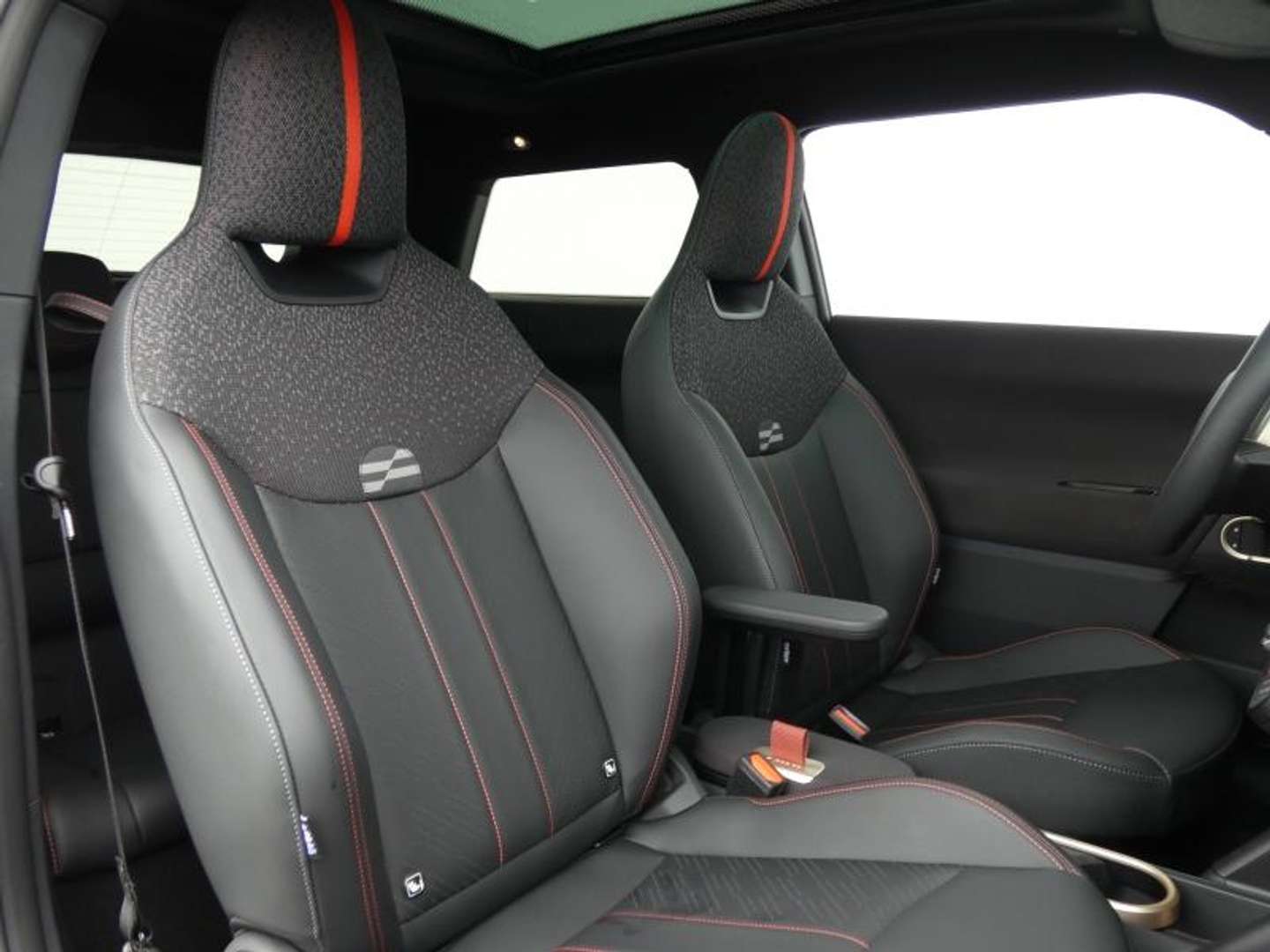 Mini 3 Portes JCW Trim Cooper SE - 2025 - Joinsteer - #7