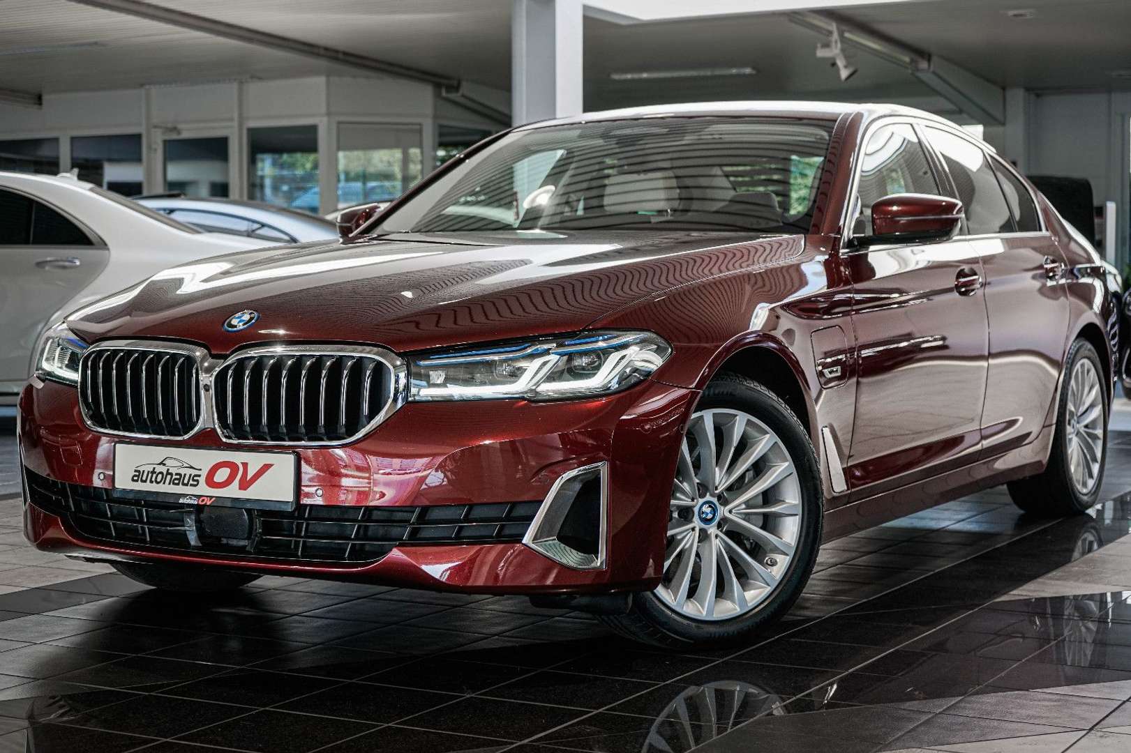 BMW Série 5 Individual 530e XDrive - 2022 - Joinsteer - #1