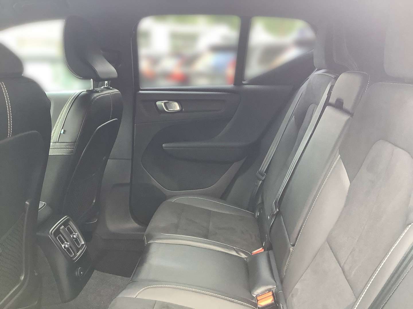 Volvo XC40 T6 Recharge R-Design - 2021 - Joinsteer - #9
