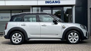Mini Countryman COOPER SE — photo 3