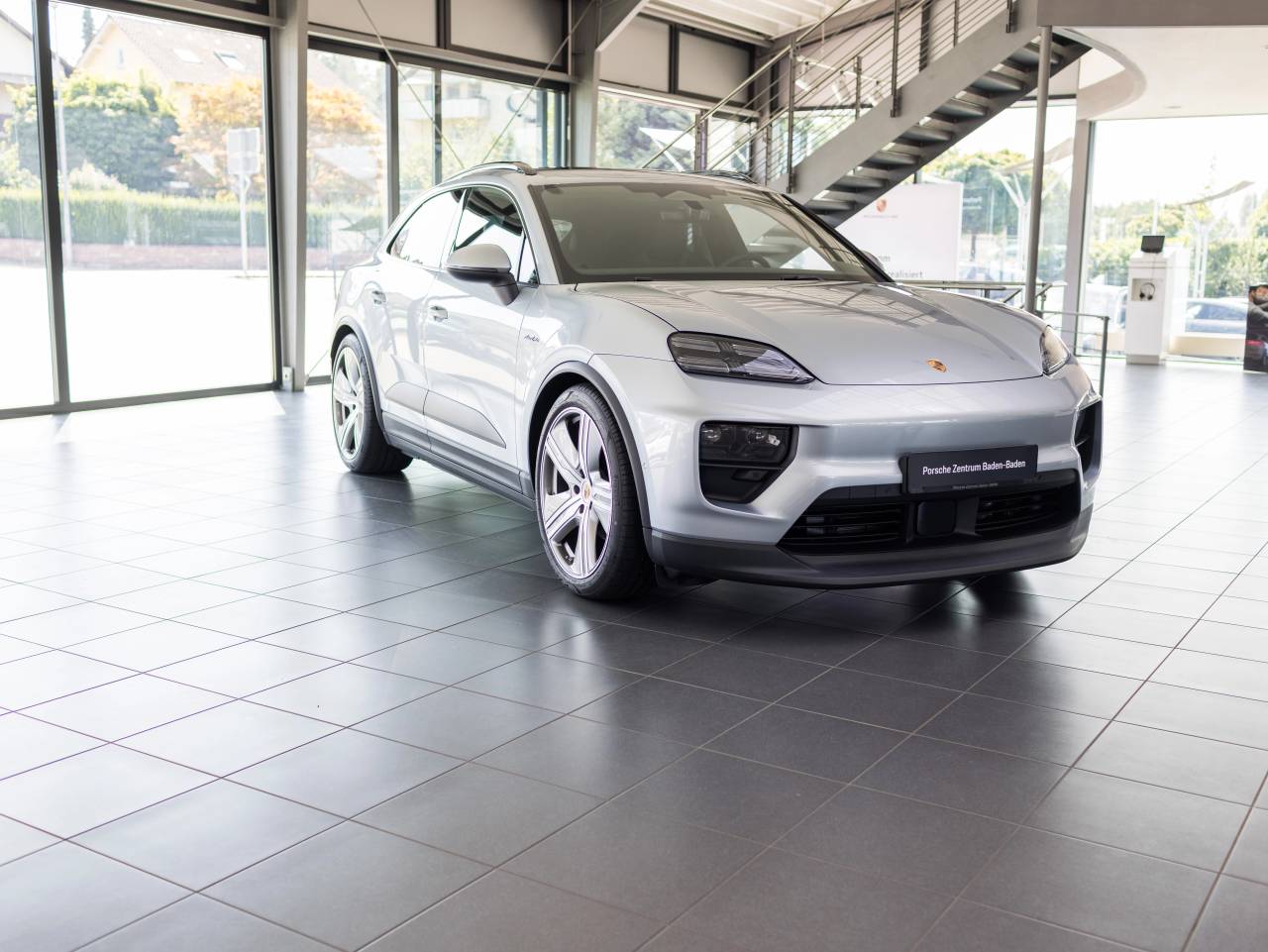 Porsche Macan Electrique - 2025 - Joinsteer - #1