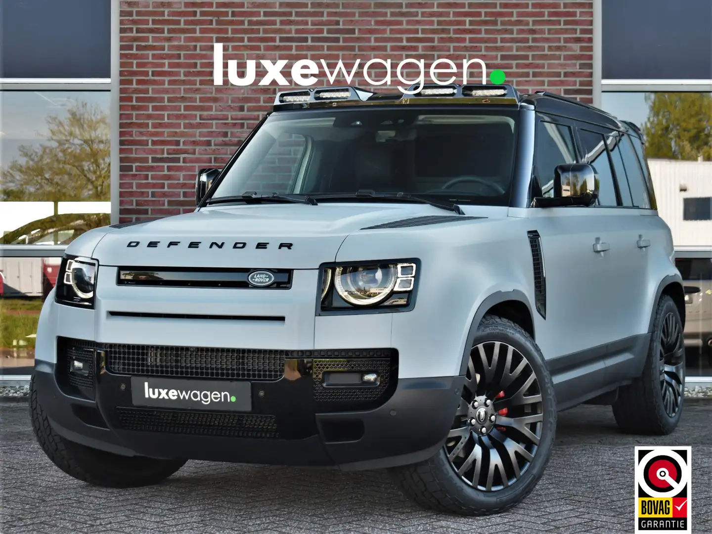 Land Rover Defender 110 D250 3.0 SE Luchtv 22-Kahn Meridian Memory 360 - 2023 - Joinsteer