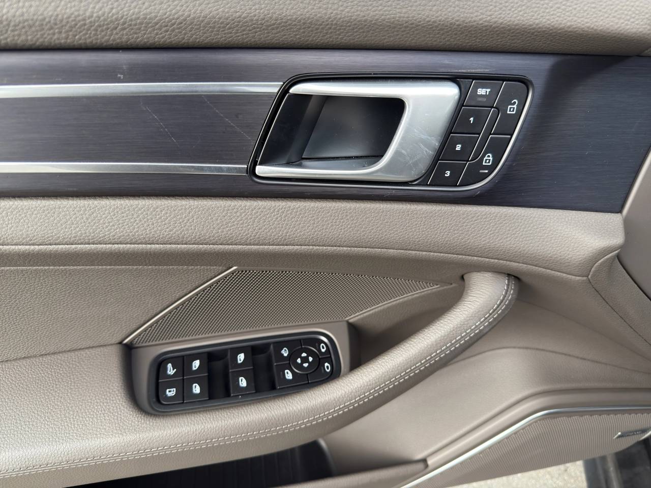 Porsche Panamera II ph2 4 E-Hybrid Sport Turismo Platinum Edition - 2022 - Joinsteer - #16