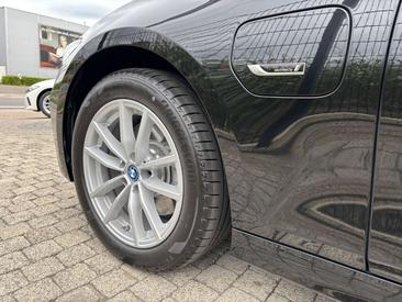 BMW Série 3 Leder 330e XDrive — photo 5