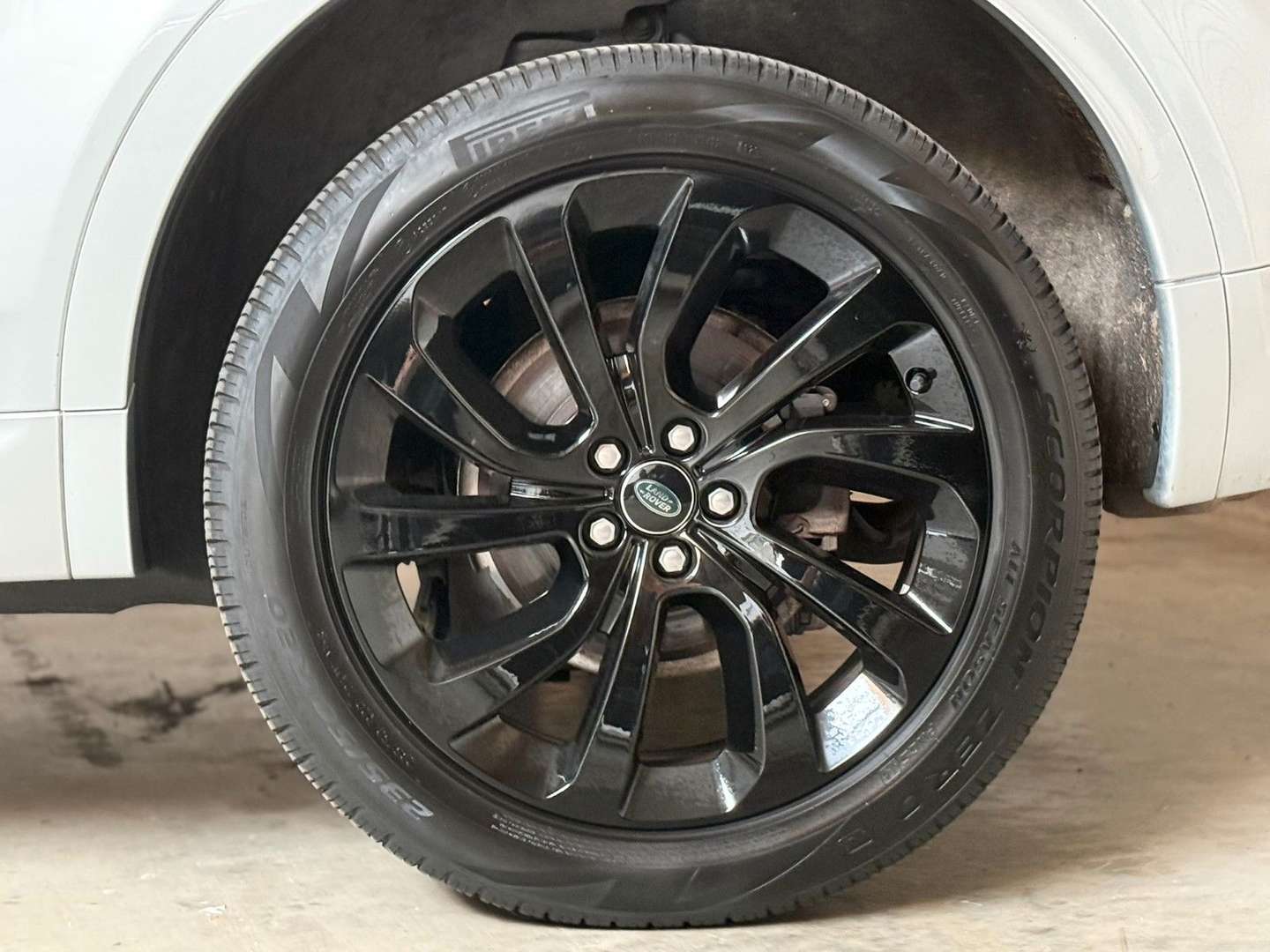 Land Rover Discovery Sport R-Dynamic HSE - 2023 - Joinsteer - #13