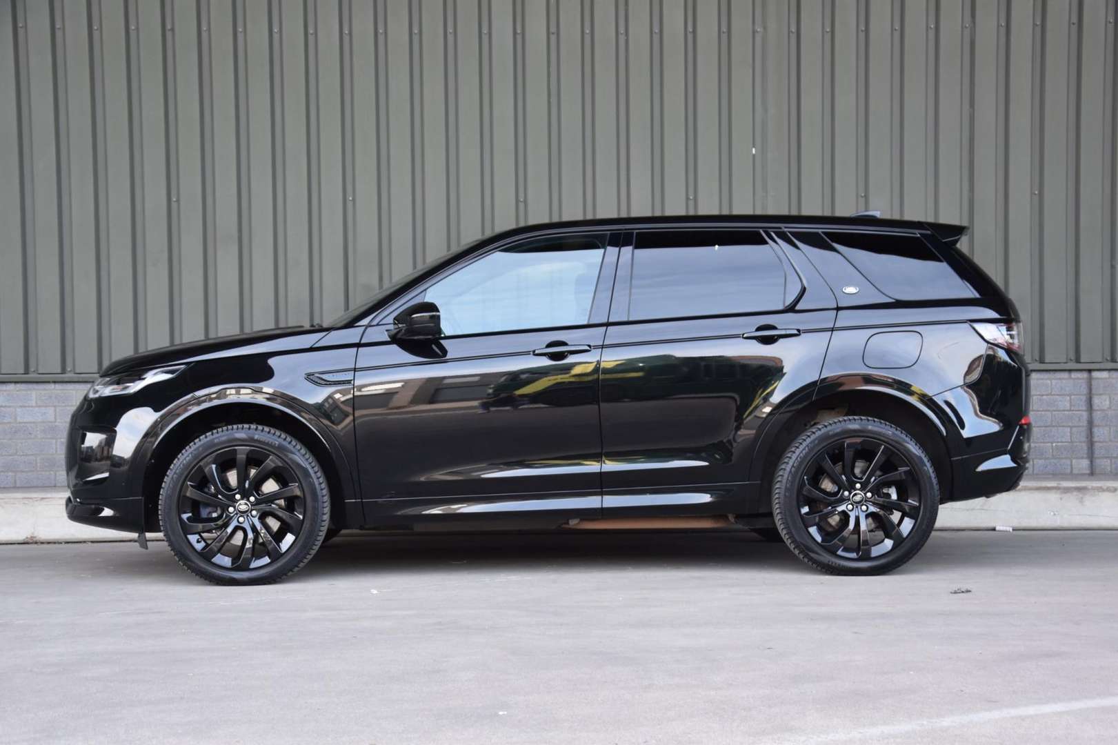 Land Rover Discovery Sport R-Dynamic Black Edition P300e - 2022 - Joinsteer - #2